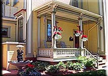 Guest Lovitt House Bed & Breakfast